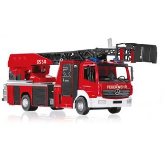 Wiking 043103 MB Atego, Feuerwehr - Rosenbauer DL L32A-XS 3.0  Mastab 1:32