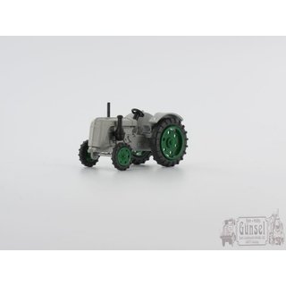 Mehlhose 10103 Traktor Famulus, grau/gnen Felgen Massstab: H0