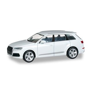 *Herpa 028448 Audi Q7 std. carraraweiß  Maßstab 1:87
