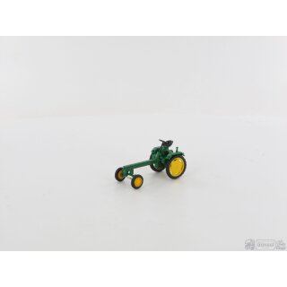 Mehlhose 5601 RS-09 ohne Anbauteile (grün, exclusiv)  Massstab 1:87