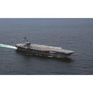 ITALERI 510005534 1:720 U.S.S. George H.W. Bush CVN77