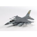 Tamiya 300060788 1:72 F-16CJ Fighting Falcon m