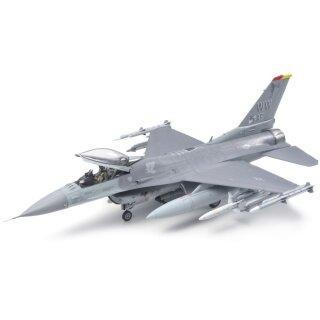 Tamiya 300061098 1:48 Lockheed Mar.F-16CJ Figh