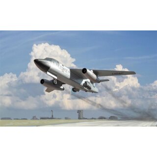 ITALERI 510001375 1:72 DOUGLAS RB 66B "Destroye