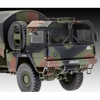 Revell 03257 LKW 5t. mil gl (4x4 Truck)