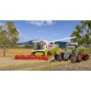 KIBRI 12263 CLAAS Mähdrescher m. Schneid+ Massstab: H0