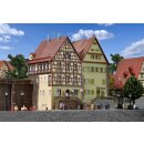 KIBRI 37110 N Haeuser auf der Mauer "Schw Massstab: N