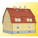 KIBRI 38160 H0 Wohnhaus mit Mansarde Massstab: H0