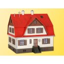 KIBRI 38164 H0 Wohnhaus mit Giebelausbau Massstab: H0