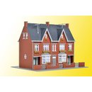 KIBRI 38323 H0 Haus "Bussardstrasse" Gele...
