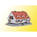 KIBRI 38332 H0 Landhaus "Cloppenburg" Massstab: H0