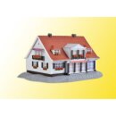 KIBRI 38332 H0 Landhaus "Cloppenburg" Massstab: H0