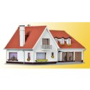 KIBRI 38334 H0 Villa "Elbchaussee" Massstab: H0