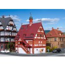 KIBRI 38906 H0 Rathaus auf dem Lande - Ma Massstab: H0