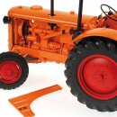 Minichamps 109153072 HANOMAG R28 - FARM TRACTOR, 1953, orange Massstab: 1:18