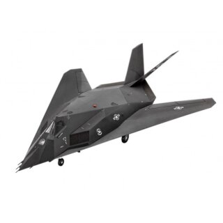 Revell 03899 F-117A Nighthawk Stealth Fighter  Maßstab 1:72