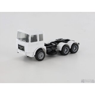 Herpa 154222-03  Roman Diesel SZM 3achs, weiß, große Kabine+Spoiler als Zubehör  Maßstab 1:87