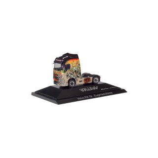 *Herpa 110983 Volvo FH Gl. Zugmaschine, Pflumm  Maßstab 1:87