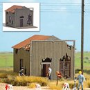 Busch 9718 Verfallenes Haus, Echtholz  Spur H0