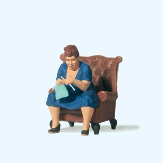 Preiser 45527 Strickende Frau. Sessel  Maßstab 1:22,5