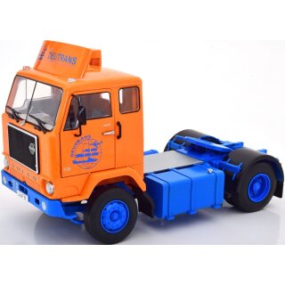 KK Scale RK180062 Volvo F88 Zugmaschine Deutrans, orange/blau, 1965   Maßstab 1:18