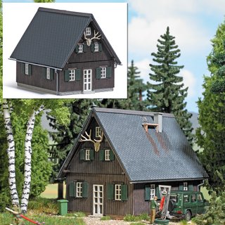 Busch 1920 Forsthaus, Echtholz  H0 Spur