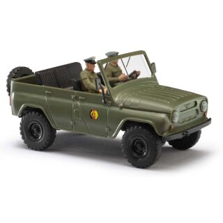 Busch 52113 UAZ 469, NVA mit Fahrer, 1972  Maßstab 1:87