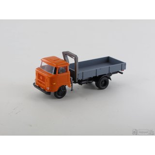 Hädl 121051-15  IFA W50L mit Ladekran, orange  Spur TT