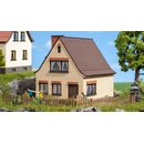 Noch 63604 Kleines Siedlungshaus, Laser Cut  Spur N