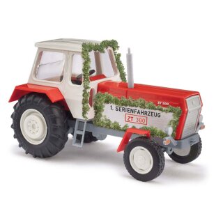 Busch 42852 Traktor Fortschritt ZT 300, 1. Serienfahrzeug  Maßstab 1:87