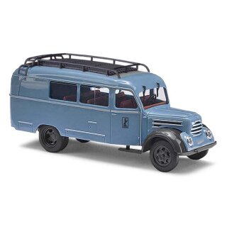 Busch 51853 Robur Garant K30 Kombiwagen, Leuna Werke, 1957  Maßstab 1:87