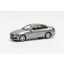 Herpa 430913 MB C-Klasse Limousine (W206) mojavesilber...