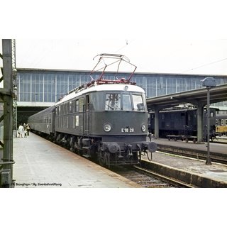 Piko 51929 Spur  H0 E-Lok BR E 18, DB, Ep. III + DSS