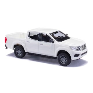 *Busch 53702 Nissan Navara, weiß, 2015  Maßstab 1:87