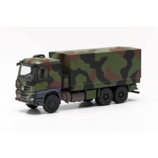 Herpa 746991 MB Arocs 6x6 Pritsche/Plane, Bundeswehr, flecktarn  Maßstab 1:87