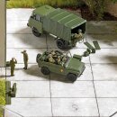 Busch 1937 4 NVA Soldaten sitzend Maßstab 1:87