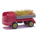 Busch 211013204 Multicar M21 mit Heuladung, Rot...