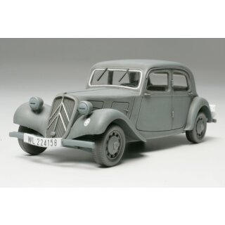 Tamiya 300032517 1:48 WWII Citroen CV11 Dienst