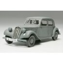 Tamiya 300032517 1:48 WWII Citroen CV11 Dienst