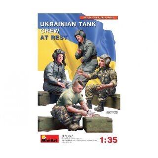 MiniArt 550037067 Maßstab: 1:35 Fig. Ukrainian Panzerb. In Ruhe (4)