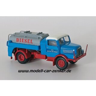 *Zenker 03-370 IFA S 4000 DIESEL-Tankwagen LPG Roter Oktober  Maßstab 1:87