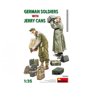 MiniArt 550035286 Maßstab: 1:35 Fig. Dt. Soldaten m. Kraftstoffkanister (2)