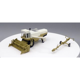 TT-Koch 10-21326 Mähdrescher E512 Fortschritt mit Hänger für Mähwerk, sienagrün  Maßstab: TT