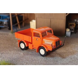 Zenker 03-363 IFA S 4000 ZGM LVB Leipzig Busschlepper Maßstab 1:87