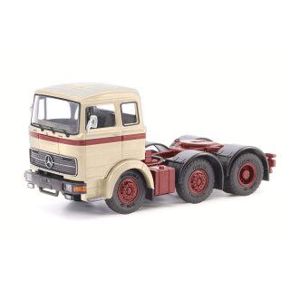 Herpa 87MBS026246 MB LPS 2032 Solo-Zugmaschine  beige  Maßstab 1:87