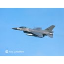Revell 03802 50th Anniversary F-16 Falcon  Maßstab...