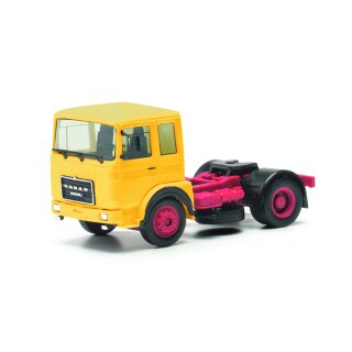 Herpa 310550-003 Roman Diesel 4x2 Zugmaschine. gelb  Maßstab 1:87