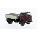 Brekina 71256 IFA W50 Zugmaschine rot/grau Maßstab:...
