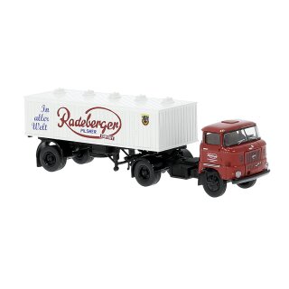 Brekina 71213 IFA W50 Biertank-Sattelzug, Radeberger Maßstab: 1:87