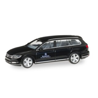 Herpa 700870 VW Passat Variant, Bundeswehr  Maßstab 1:87